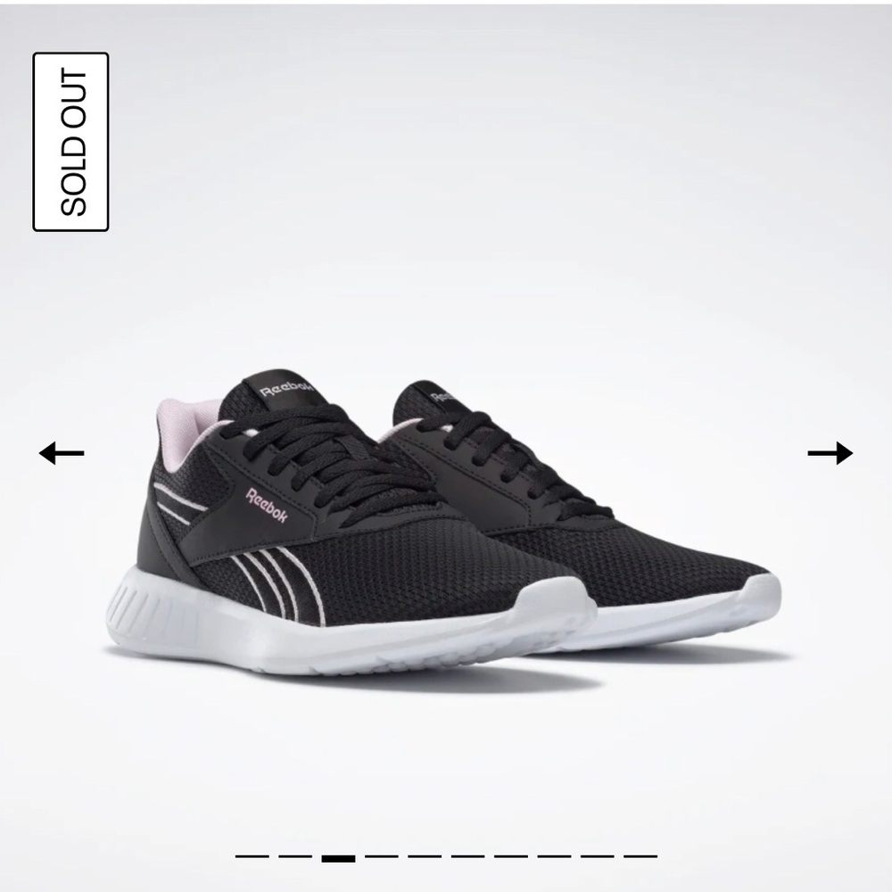 Light Pink Women’s Reebok Sneaker with tag sticker